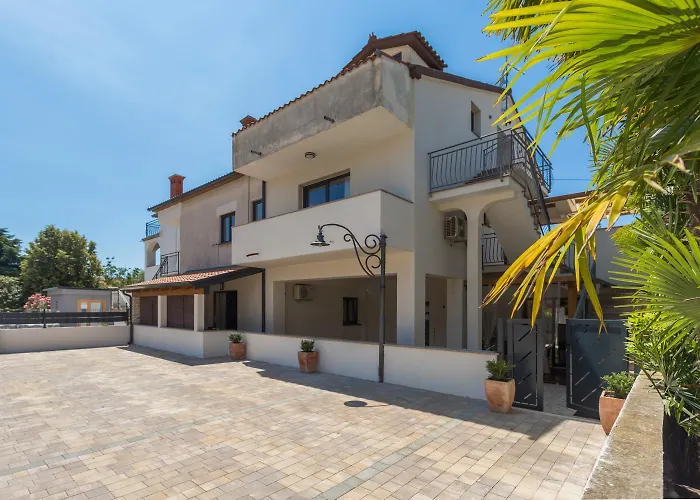 Traumhaftes Mit Meerblick Und Privatem Balkon - Nur 250 Meter Zum *