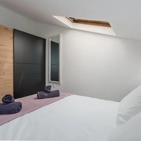 Traumhaftes Mit Meerblick Und Privatem Balkon - Nur 250 Meter Zum Апартаменти *