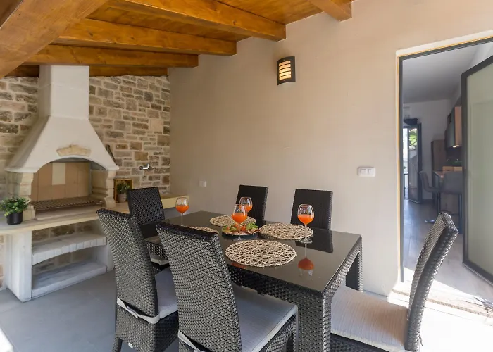Traumhaftes Mit Meerblick Und Privatem Balkon - Nur 250 Meter Zum