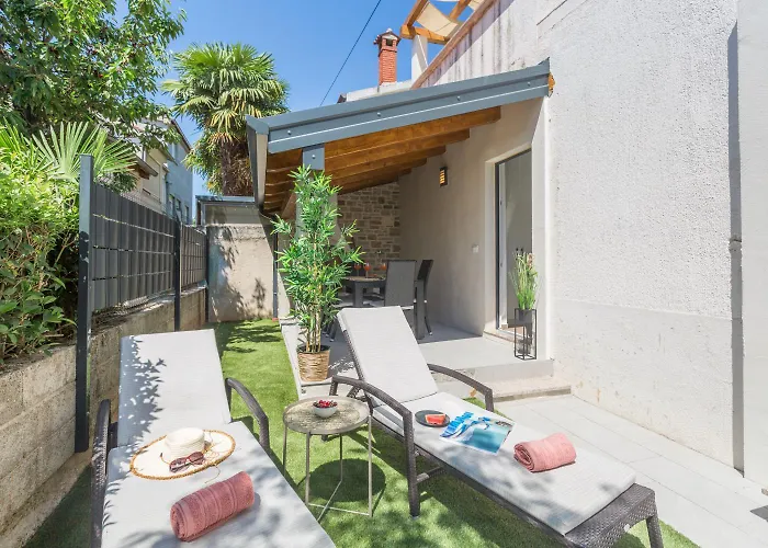 Traumhaftes Mit Meerblick Und Privatem Balkon - Nur 250 Meter Zum