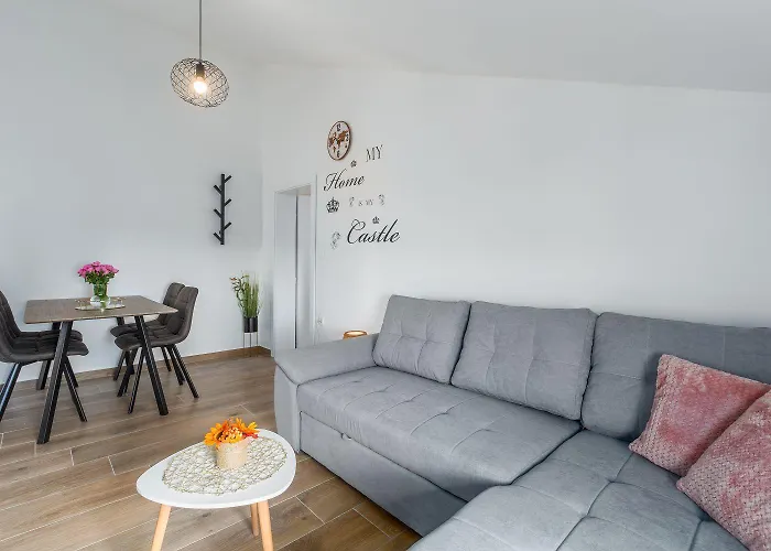 Traumhaftes Mit Meerblick Und Privatem Balkon - Nur 250 Meter Zum