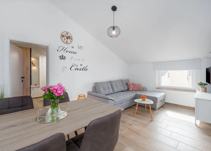 Апартаменты Traumhaftes Mit Meerblick Und Privatem Balkon - Nur 250 Meter Zum